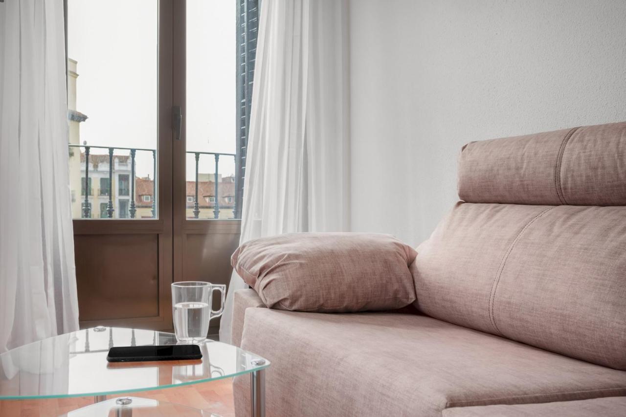 2 Bedrooms 1 Bathroom Furnished - Center - Bright - Mintystay Madrid Kültér fotó